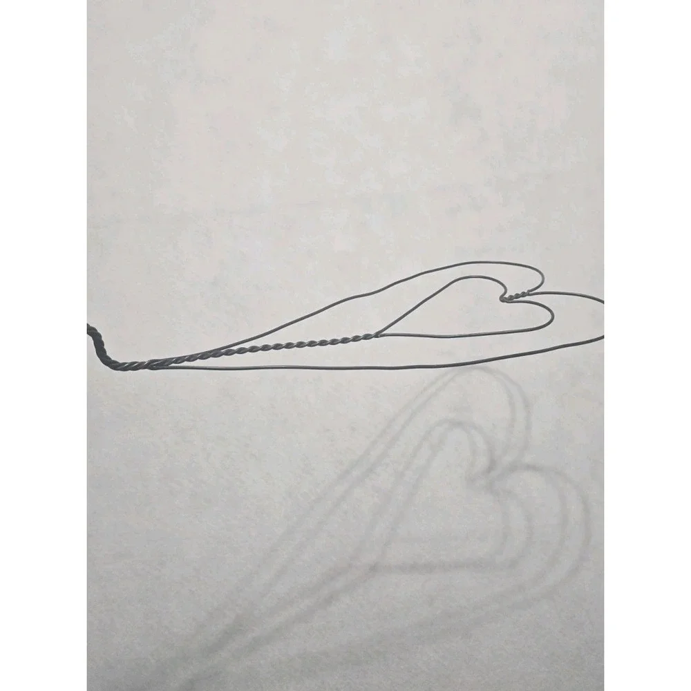 Vintage Large Metal Twiated Wire Double Heart Rug Beater With Wooden Handle